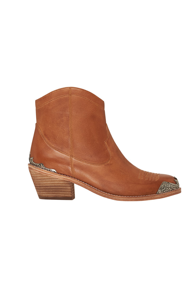 Desert Rose Boots