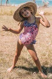 Folktown Blossom Bathers